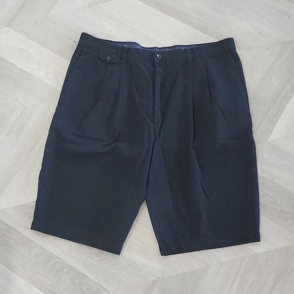 Dockers Golf 100% Cotton Men’s Navy Blue Shorts. Size 42 - Picture 1 of 6
